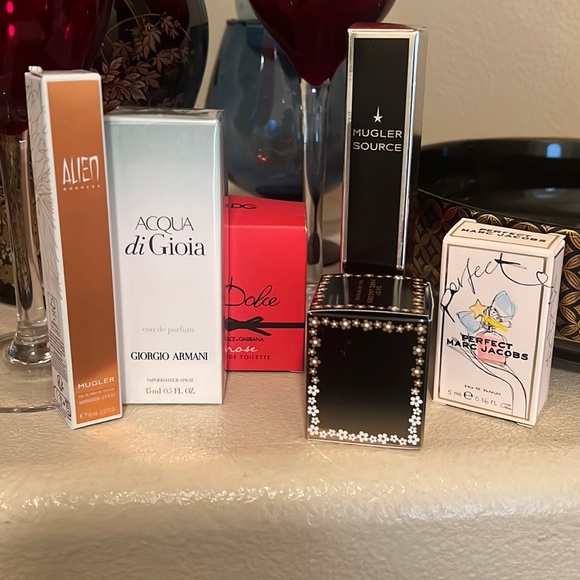 Parfume mini travel 4 mini . - Picture 1 of 5